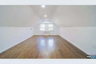 18 Lakeview Avenue 181 #181, Leonia, NJ 07605 - Photo 37