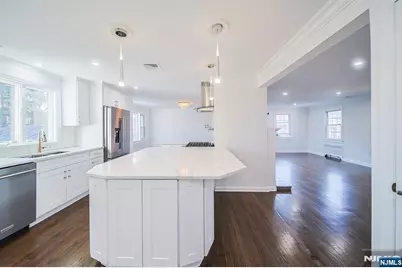 18 Lakeview Avenue 181 #181, Leonia, NJ 07605 - Photo 15