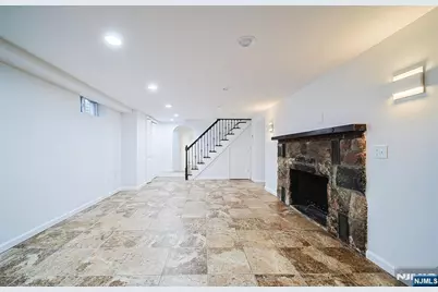 18 Lakeview Avenue 181 #181, Leonia, NJ 07605 - Photo 25