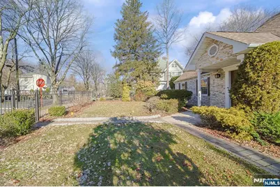 18 Lakeview Avenue 181 #181, Leonia, NJ 07605 - Photo 41