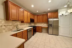 5402 Warren's Way, Wanaque, NJ 07465 - Photo 3