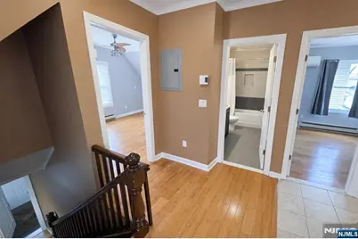 205 Valley Brook Avenue 2 #2, Lyndhurst Township, NJ 07071 - Photo 5
