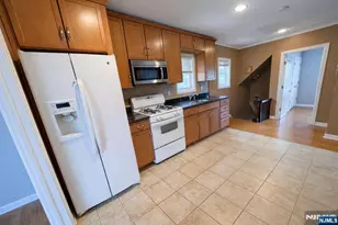 205 Valley Brook Ave 2, Lyndhurst Township, NJ 07071 - Photo 3