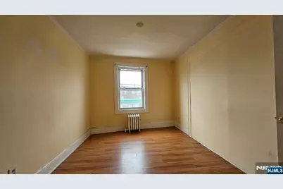 18 Forest Avenue 2 Fl #2 Fl, Englewood, NJ 07631 - Photo 7