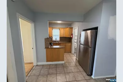 48 Stein Avenue 1 #1, Wallington, NJ 07057 - Photo 3