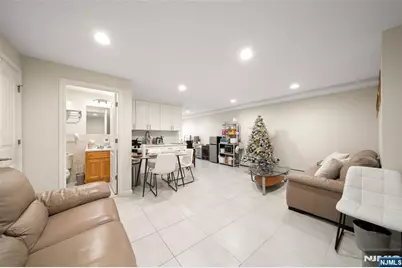 463 8th Street B #B, Palisades Park, NJ 07650 - Photo 27