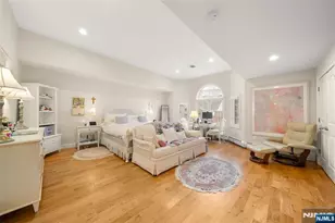 463 8th Street B, Palisades Park, NJ 07650 - Photo 17