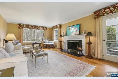 185 Beechwood Road, Ridgewood, NJ 07450 - Photo 5