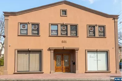 801 Palisade Avenue, Fort Lee, NJ 07024 - Photo 1