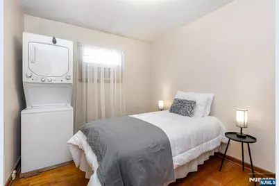 144 Redwood Avenue, Wayne, NJ 07470 - Photo 15