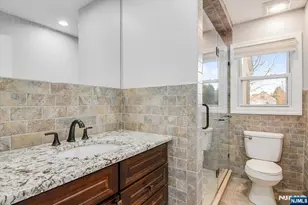 565 Center St, Wood Ridge, NJ 07075 - Photo 7