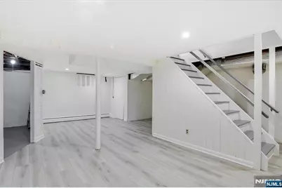 565 Center Street, Wood Ridge, NJ 07075 - Photo 17