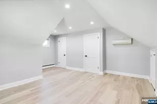 565 Center St, Wood Ridge, NJ 07075 - Photo 15