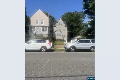 210-212 Temple Street, Paterson, NJ 07522 - Photo 3