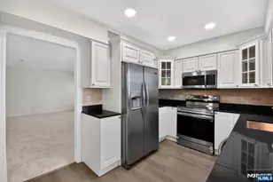 260 Prospect Street 12, Westfield, NJ 07090 - Photo 9