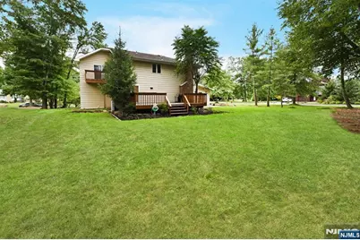 22 Gloria Drive, Allendale, NJ 07401 - Photo 5