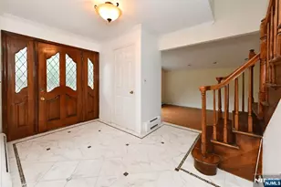 22 Gloria Dr, Allendale, NJ 07401 - Photo 9