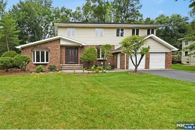 22 Gloria Drive, Allendale, NJ 07401 - Photo 1