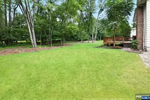 22 Gloria Dr, Allendale, NJ 07401 - Photo 3