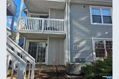 2 Markham Circle, Englewood, NJ 07631 - Photo 1