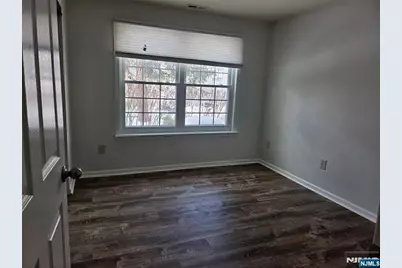 2 Markham Circle, Englewood, NJ 07631 - Photo 5