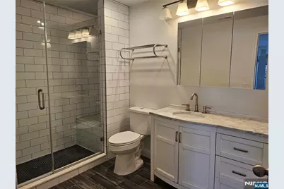 2 Markham Circle, Englewood, NJ 07631 - Photo 7