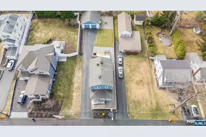 69 Mountain Avenue, Cedar Grove, NJ 07009 - Photo 33