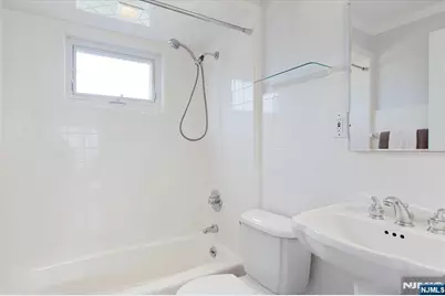 69 Mountain Avenue, Cedar Grove, NJ 07009 - Photo 11