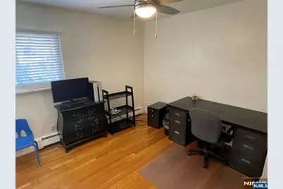 950 S Plympton Street, New Milford, NJ 07646 - Photo 9