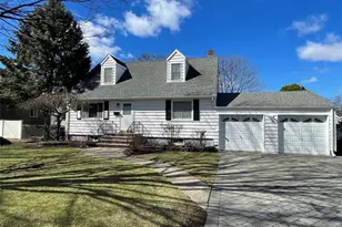 950 S Plympton St, New Milford, NJ 07646 - Photo 1