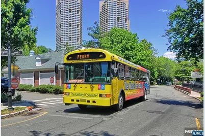 395 Kingston, West New York, NJ 07093 - Photo 17