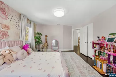 609 Wyndham Road, Teaneck Township, NJ 07666 - Photo 21