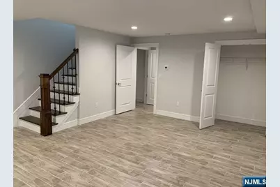 526 Glen Avenue A #A, Palisades Park, NJ 07650 - Photo 15