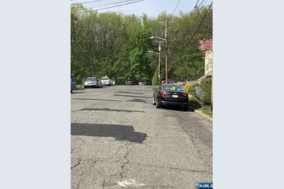 526 Glen Avenue A #A, Palisades Park, NJ 07650 - Photo 17