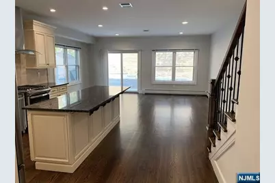 526 Glen Avenue A #A, Palisades Park, NJ 07650 - Photo 7