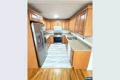 53 Palisade Avenue 209 #209, Englewood, NJ 07631 - Photo 3