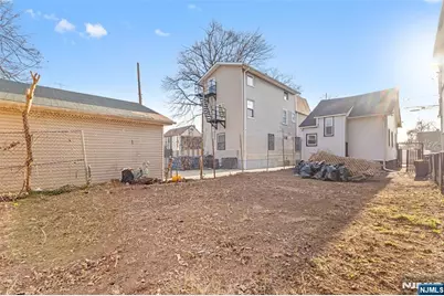 239 19th Street, Newark, NJ 07103 - Photo 21