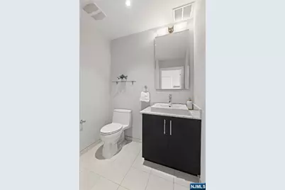 100 Thompson Lane 6B #6B, Edgewater, NJ 07020 - Photo 17