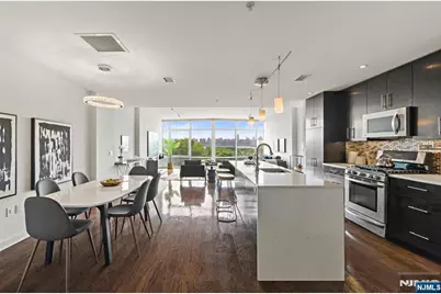 100 Thompson Lane 6B #6B, Edgewater, NJ 07020 - Photo 3