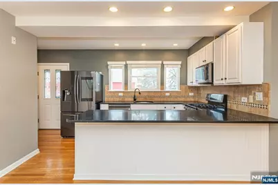 75 Grove Street, Clifton, NJ 07013 - Photo 9