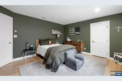 18 Sunflower Drive, Upper Saddle River, NJ 07458 - Photo 37