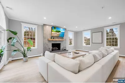 18 Sunflower Drive, Upper Saddle River, NJ 07458 - Photo 11