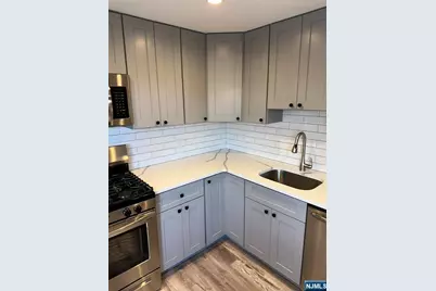 80 Koster Street, Wallington, NJ 07057 - Photo 15