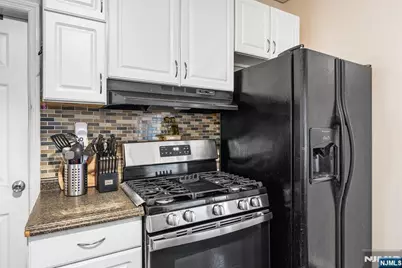 119 21st Street, Bayonne, NJ 07002 - Photo 9