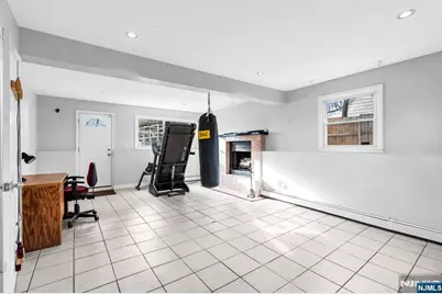 6 Whites Lane, Waldwick, NJ 07463 - Photo 25