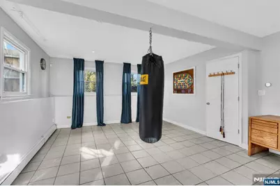 6 Whites Lane, Waldwick, NJ 07463 - Photo 27