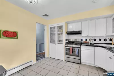 6 Whites Lane, Waldwick, NJ 07463 - Photo 11