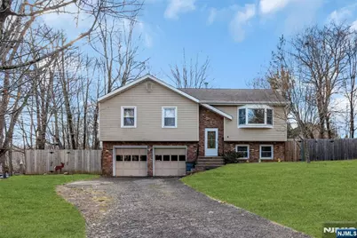 6 Whites Lane, Waldwick, NJ 07463 - Photo 1