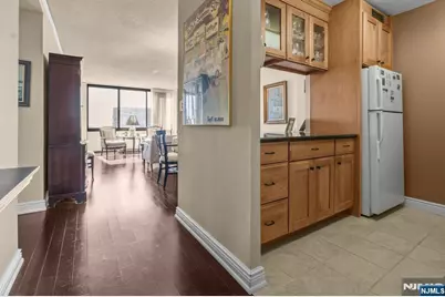 770 Anderson Avenue 14C #14C, Cliffside Park, NJ 07010 - Photo 3