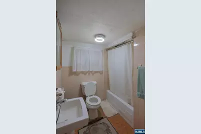 152 Dayton Street 150 #150, Newark, NJ 07114 - Photo 33